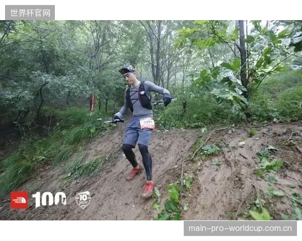 范阿尔特在Zilvermeercross的摔车虽然不严重，但打乱了他以赛代练积累状态的早期计划。